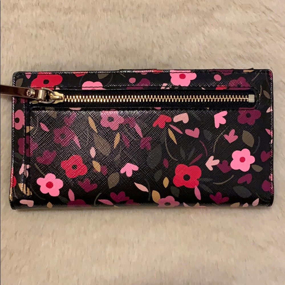 Kate Spade Wallet - Picture 2 of 3